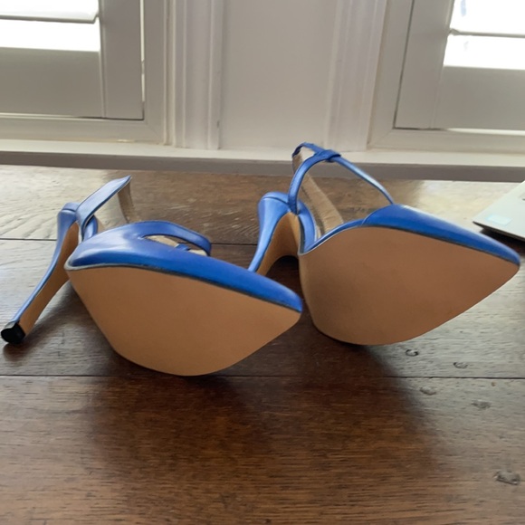 Stiletto - Picture 2 of 2